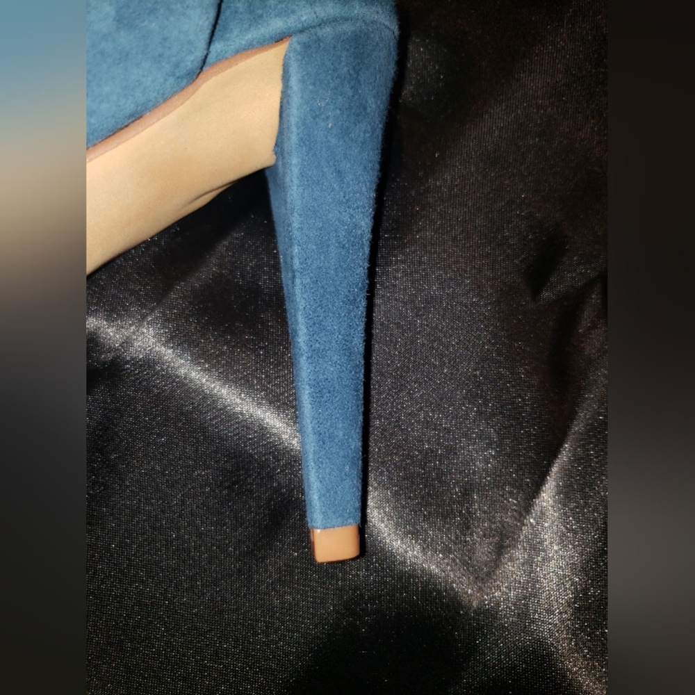 NWT Vince Camuto VC- Kalintie Suede Shoes - Picture 5 of 12